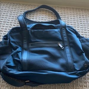 Lululemon bag